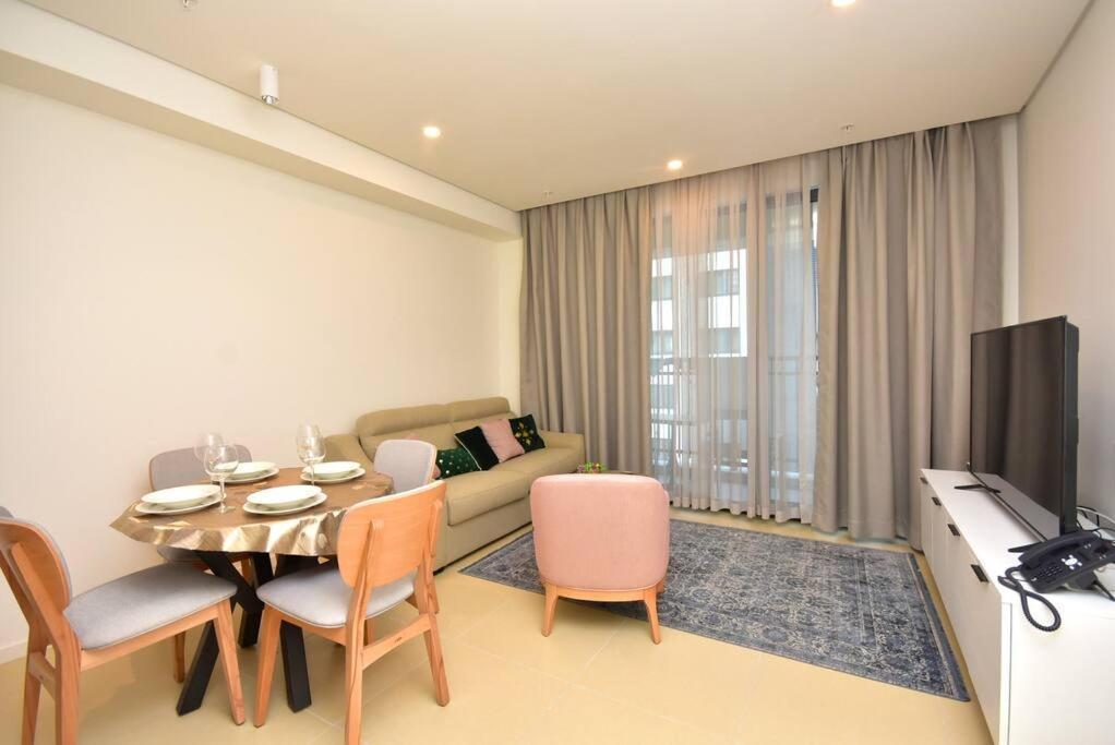 Brand New ! Seaside Apt With Poolview & Parking Budva Eksteriør billede